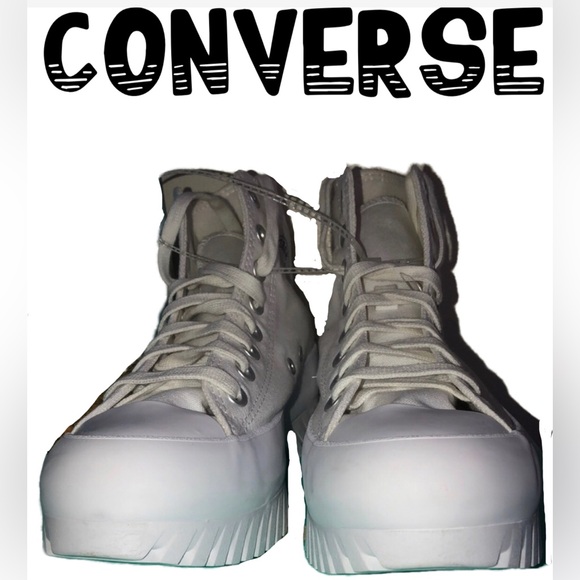CONVERSE Men Chuck Taylor White All Star Lugged 2.0 High Platform Sneaker NWOT - Picture 2 of 11